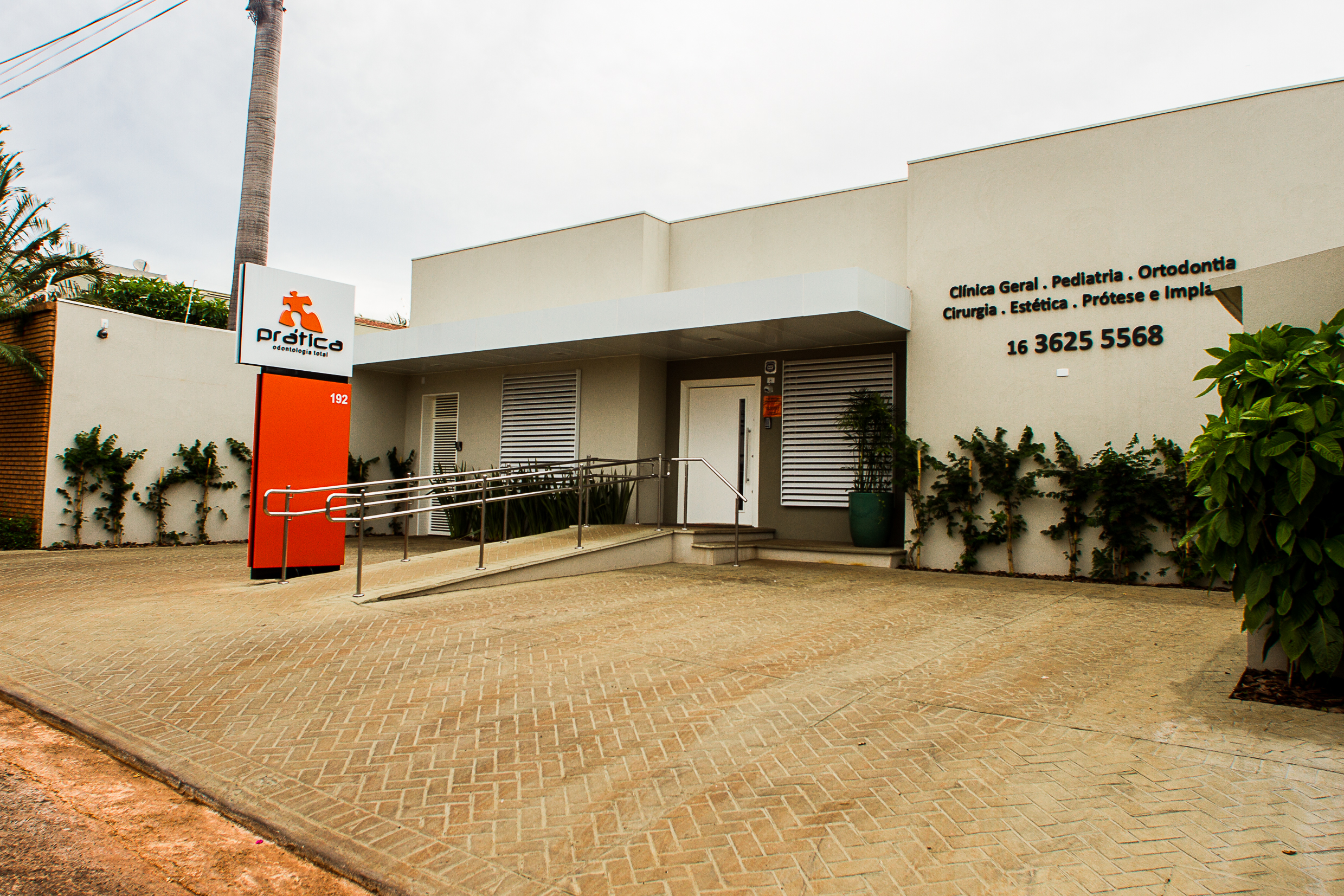 Clinica dentista 08 novembro 2014 001